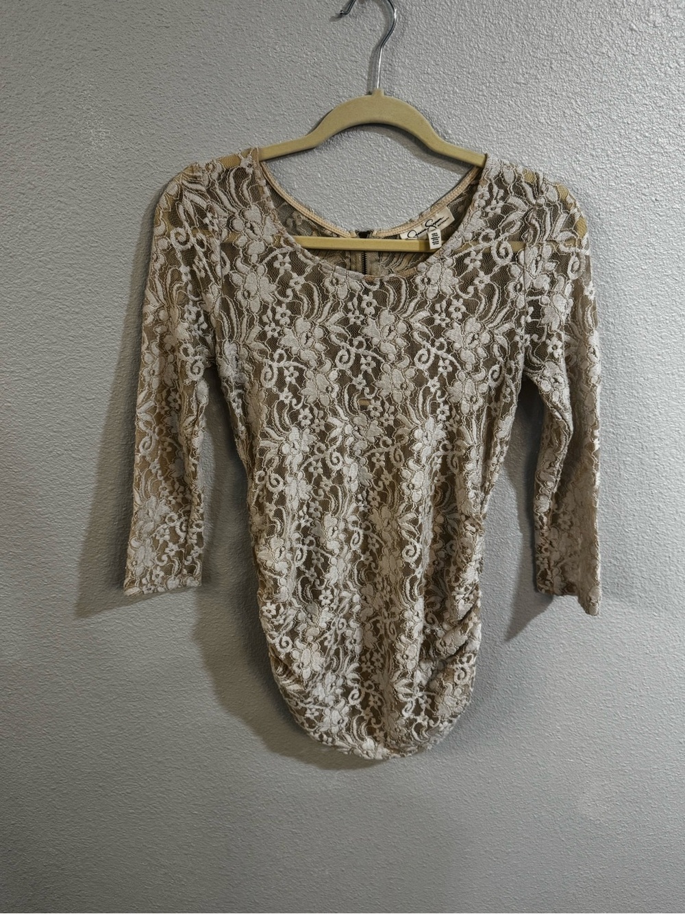 Jessica Simpson maternity Taupe Lace Scoop-Neck Top
